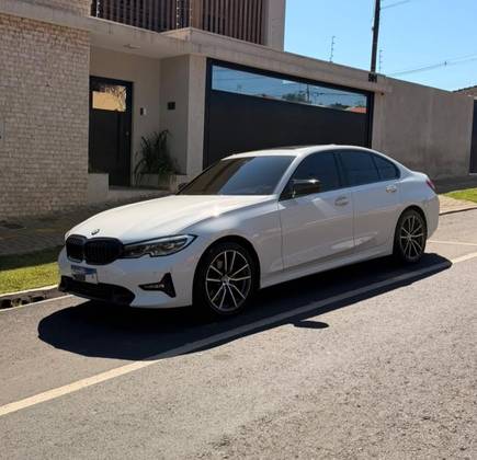 BMW 320i 2.0 16V TURBO GASOLINA SPORT GP AUTOMÁTICO BMW 320i 2.0 16V TURBO GASOLINA SPORT GP AUTOMÁTICO